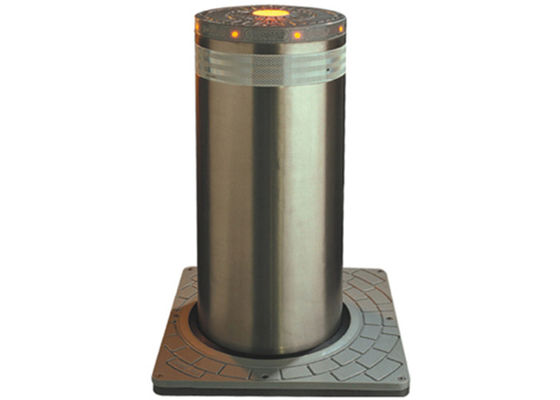 304 Baja tahan karat Bollard Hydraulic Rising dengan kapasitas beban 70T dan 3-6s waktu mengangkat untuk keamanan