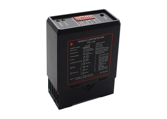 Detektor Loop Kendaraan yang Dapat Disesuaikan 170KHz 4 Peningkatan PD132 dengan Rumah Plastik ABS