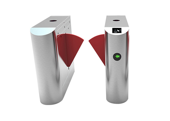 BLDC Motor SS304 Pintu Masuk Retractable Barrier Gate IP54 DC24V